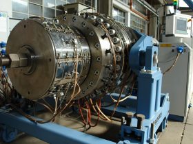 Equipos industriales - maquinaria para la producción tuberías de conducción de fluidos